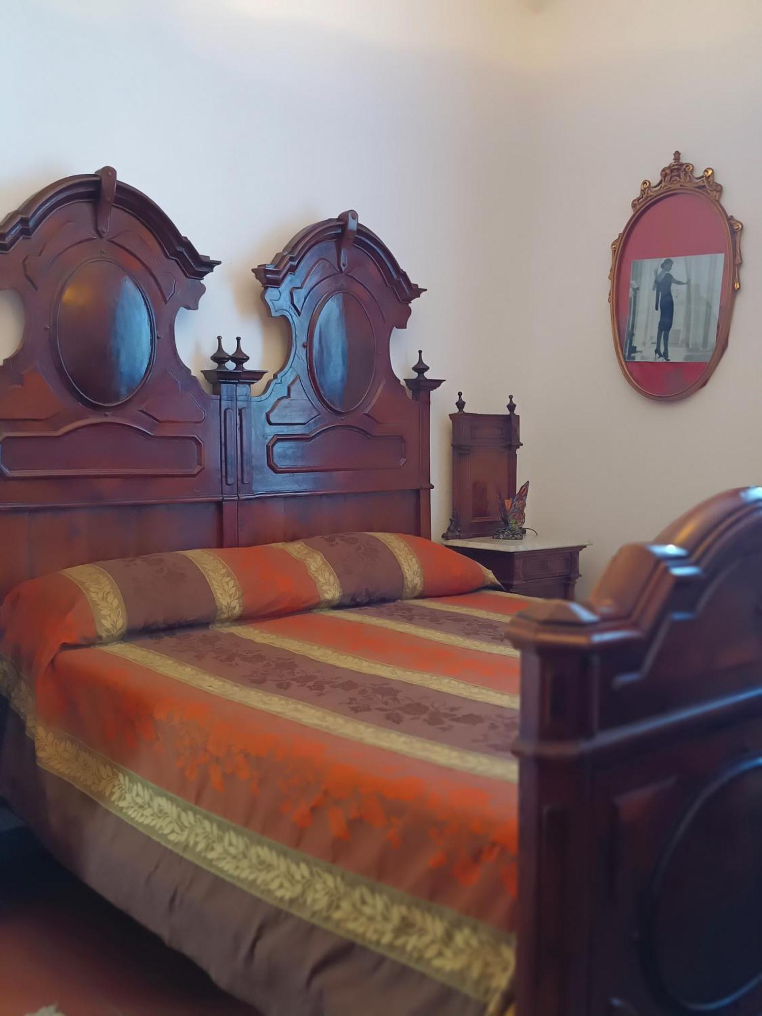 Bed and Breakfast La Maison Rouge Crespellano Екстер'єр фото